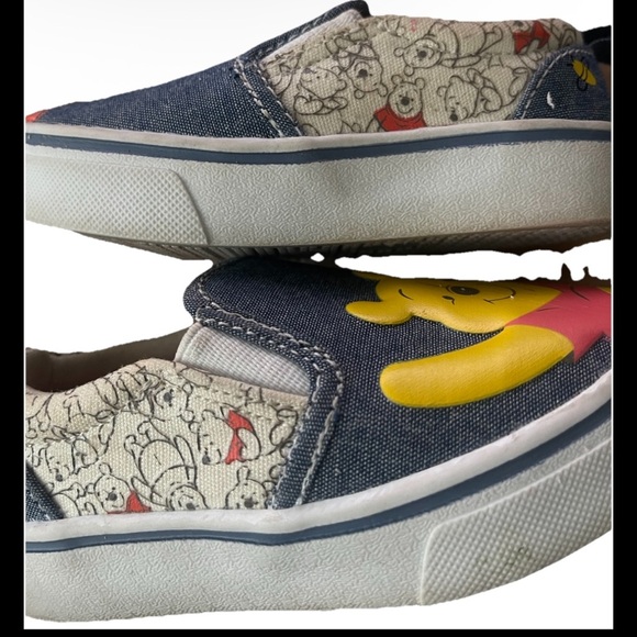 Disney Baby Winnie the Pooh & Tigger Slip-On Shoes Toddler Size 6 Discontinued - Picture 3 of 6